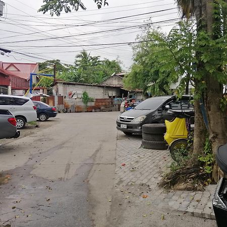 Katrina'S Dorm Hostel Tarlac City Ngoại thất bức ảnh