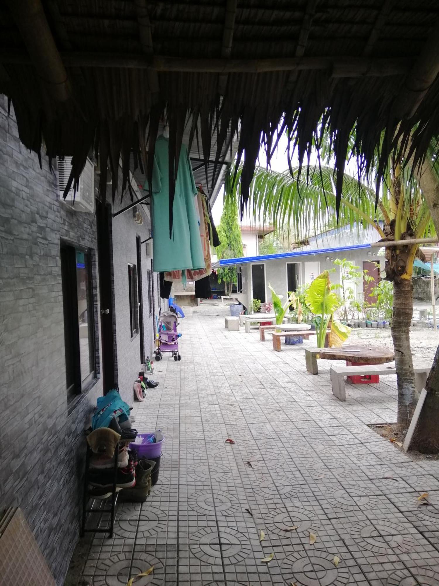 Katrina'S Dorm Hostel Tarlac City Ngoại thất bức ảnh